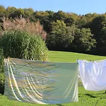 Bender Mit Terrasse Und Garten *