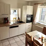 Bender Mit Terrasse Und Garten Apartamento