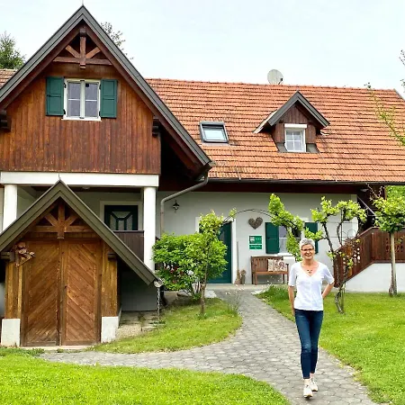 Apartment Bender Am Bio Bauernhof