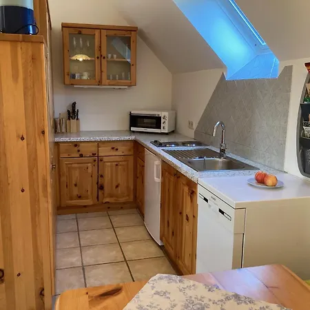 Appartement Bender Mit Terrasse Und Garten