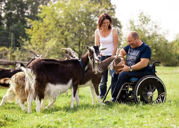 Bender Mit Terrasse Und Garten Διαμέρισμα