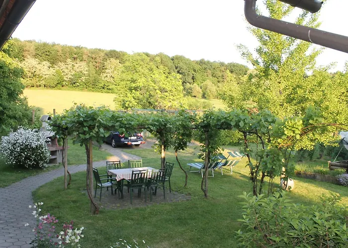 Bender Mit Terrasse Und Garten 아파트 *